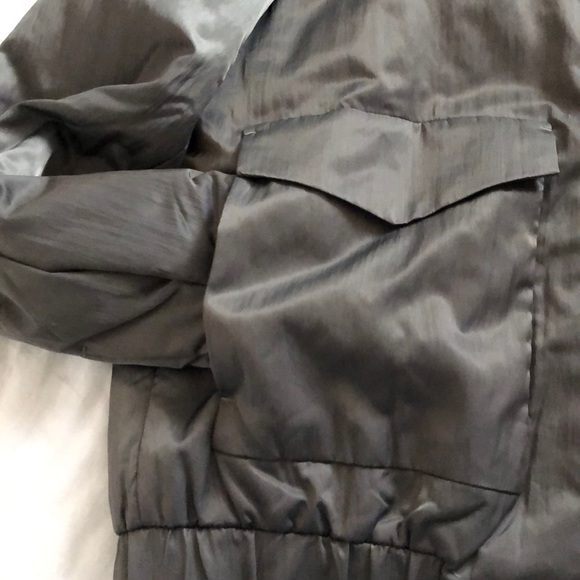 Bomber jacket 🍃 - Picture 2 of 5